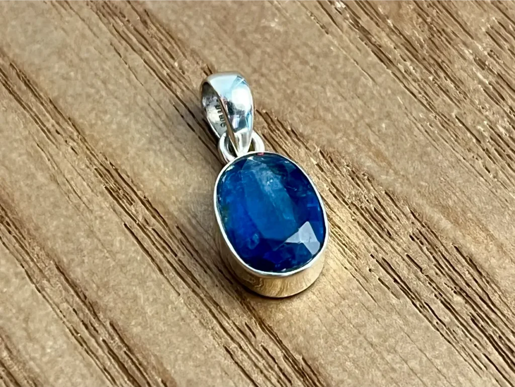 kyaniet hanger zilver te koop